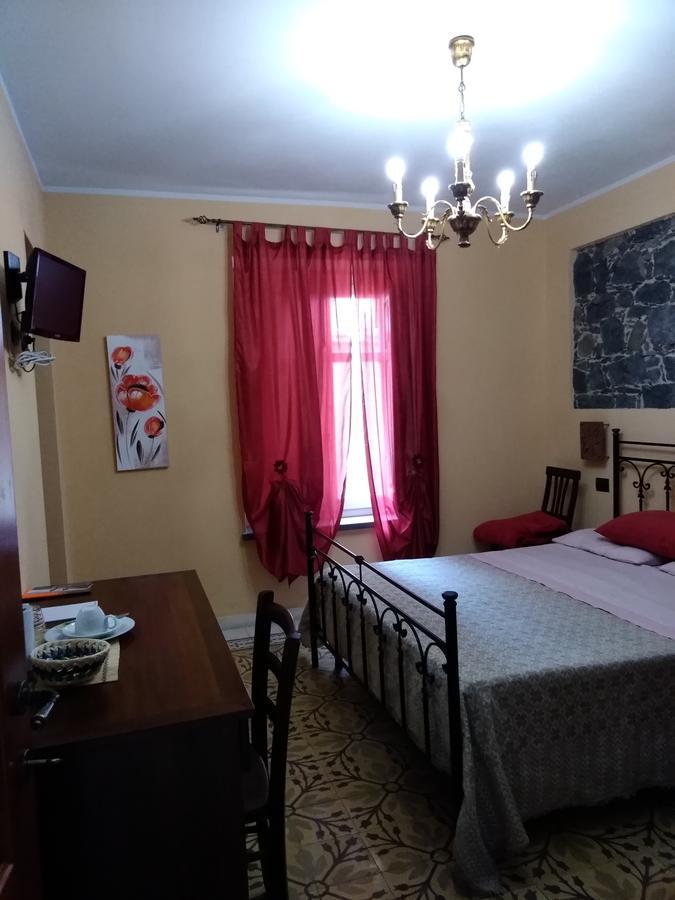 La Corte Di Lucina Terralba Екстериор снимка